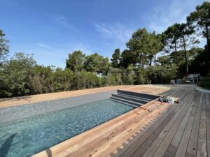 piscine traditionnelle Pyla