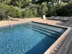 piscine traditionnelle sur Pyla-sur mer