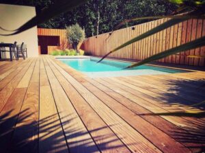 Terrasse bois exotique ipe pour piscine sur le Bassin d’arcachon